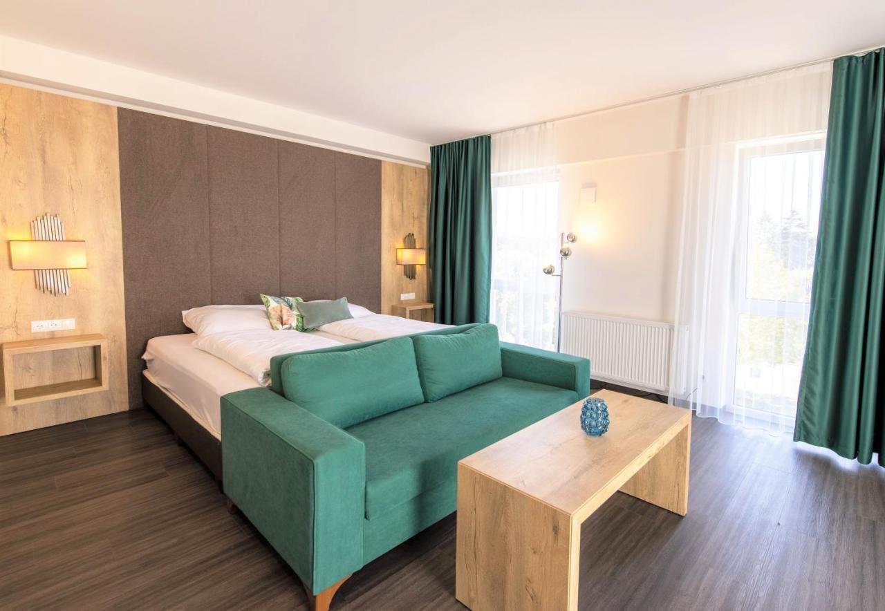 Luxstay Karben Neue Mitte - Self-Check-In Exterior foto